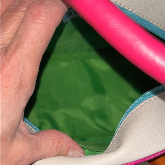 Panda Rama Chic White and Blue Crossbody Bag - Picture 12 of 15